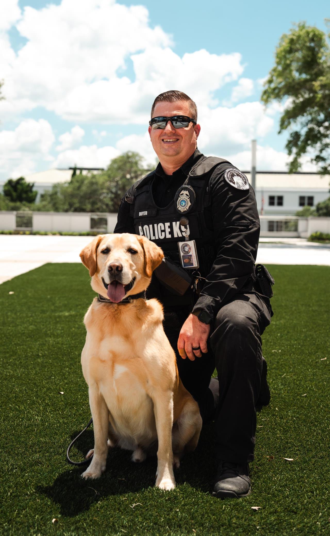 Capitol Police Gatsby with his handler.
